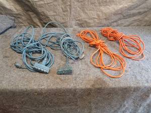 lot 43 image: Set of 4 Heavy-Duty Electrical Extension Cords