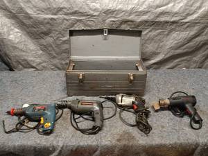 lot 68 image: Set of Power Tools with Craftsman Metal Toolbox
