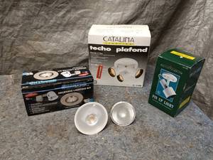 lot 70 image: Assorted Home Lighting Fixtures - Recessed Kit, Ceiling Flush, Pin-Up Light