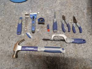 lot 74 image: Kobalt 9-Piece Tool Set with Hammer, Screwdrivers, and Pliers