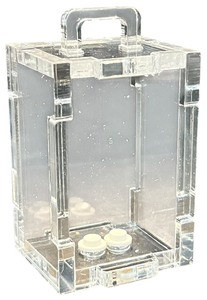 lot 031 image: Custom Made Enclosed MINIFIGURE CASE