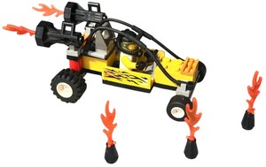 lot 118 image: LEGO Town Race Turbo Tiger  Year 2000