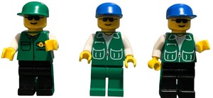 lot 166 image: LEGO Vintage Green Jacket Pockets Classic Town MINIFIGURE  - Qty 3
