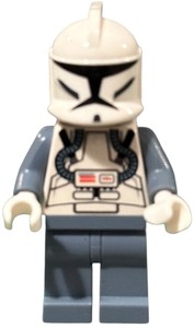 lot 084 image: LEGO Star Wars Commander Wolffe MINIFIGURE SW0330  Year 2011