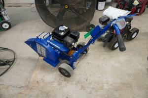 lot 23 image: Blue Bird Model 965999494 Power Edger