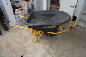 lot 25 image: Stinger Brand Motorized Wheel Barrow