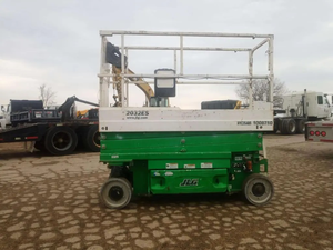 lot 11 image: 2017 JLG Model 2032 ES Electric Scissors Lift