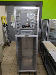 LOCKWOOD ALUMINUM BREAD BAKER RACK ON WHEELS