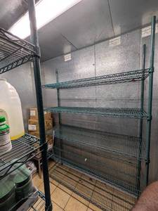 lot 13 image: METRO 7FT. 6-TIER METAL SHELVING (GREEN)