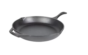 lot 216 image: 12 in. Cast Iron Chef Style Skillet