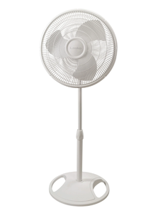 lot 417 image: Lasko 16 Oscillating 3-Speed Pedestal Fan, White