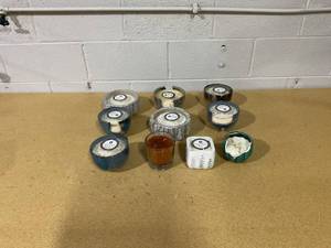 lot 336 image: LOT OF 10 Miscellaneous Candles