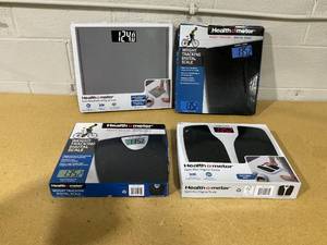 lot 358 image: LOT OF 4 Health o Meter Digital Scale