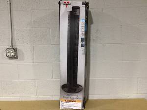 lot 425 image: Vornado OZI42X W Tower Fan, 42 Tall, Black