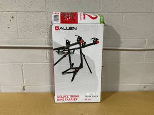 lot 370 image: Allen Sports Deluxe 2-Bike Trunk Mount Bike Rack