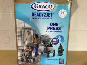 lot 454 image: Graco Ready2Jet Compact Infant Toddler Stroller