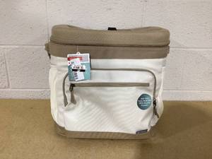 lot 463 image: Soft Sided 26qt Roller Cooler - Embark