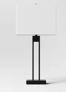 lot 335 image: Howin Model HX-T3454 Table Lamp.