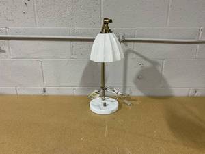 lot 289 image: 20.75 Fluted Ceramic Table Lamp with Marble Base - Hearth & Hand with Magnolia
