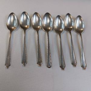 lot 70 image: 7 SOLID STERLING SPOONS  100% STERLING SILVER (NOT STAINLESS)  176.7 GRAMS TOTAL WEIGHT