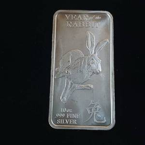 lot 78 image: TAX EXEMPT  .999% 10 OZ BULLION BAR  YEAR OF THE RABBIT FINE SILVER