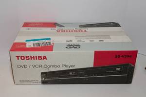 lot 88 image: Toshiba DVDVCR Combo Player  Brand New in Box