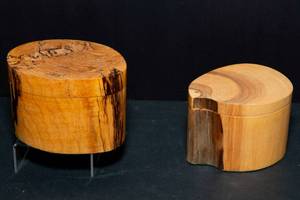 lot 107 image: Set of 2 Hand-Carved Wooden Trinket Bowls  Spalted Maple & Juniper
