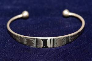 lot 71 image: Isabella Tuareg Cuff Bracelet