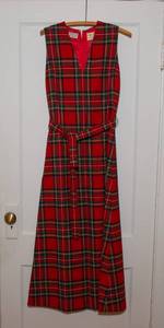 lot 147 image: Vintage Custom Scottish Dress  Scotland by the Yard Quechee, VT  SmallMedium