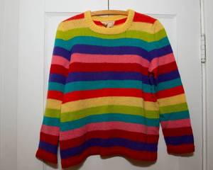 lot 200 image: Colorful Hand-Knit Sweater  Likely Size XSS