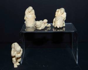 lot 246 image: Four Art Miniatures Netsuke Figurines #2