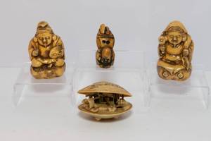lot 293 image: Set of 4 Unique Vintage Japanese Netsuke Figurines