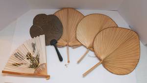 lot 297 image: Collection of Vintage Paper Fans