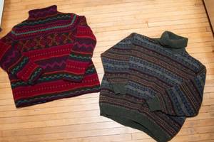 lot 315 image: Set of 2 Eddie Bauer XXL Sweaters  Wool & Wool Blend
