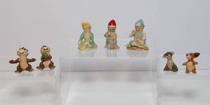 lot 325 image: Set of 7 Mini Ceramic Figurines  Gnomes, Squirrels & Puppies