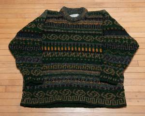 lot 334 image: Siochin Wool Sweater  Knitted in Ireland, Size Large
