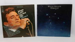 lot 351 image: Johnny Cashs Greatest Hits & Willie Nelson Stardust  Vintage LP Vinyl Albums