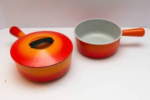 lot 373 image: Vintage Cousances France #18 and Unmarked Orange Enameled Cast Iron Pots  Lot of 2