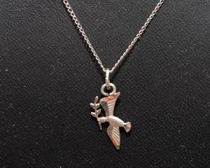 lot 443 image: Sterling Silver Necklace