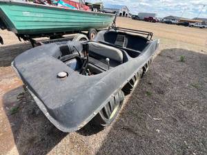 lot 2 image: Hustler 6 Wheeler