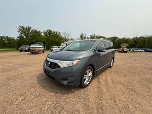 lot 1 image: 2012 Nissan Quest SL