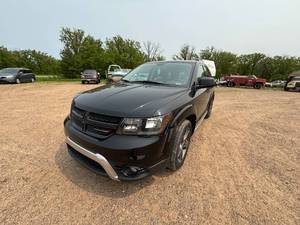 lot 2 image: 2015 Dodge Journey Crossroad