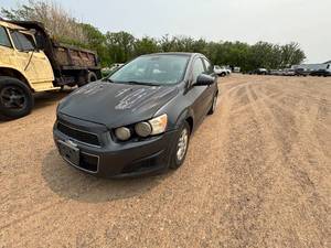 lot 4 image: 2013 Chevrolet Sonic LT