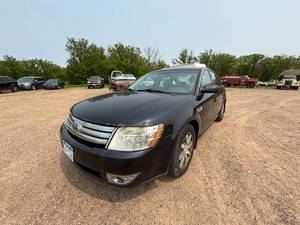 lot 5 image: 2008 Ford Taurus SEL Sedan 4D