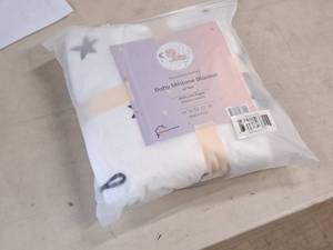 lot 132 image: Lot of (20) Houseware Homes Unisex Baby Milestone Blankets