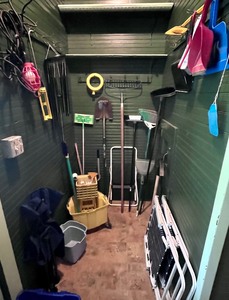 lot 80 image: Yard Tools, Brooms, Step Ladders & More