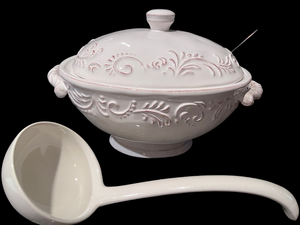 lot 74 image: Pier 1 Imports Soup Tureen & Ladle