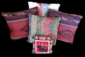 lot 122 image: CabinWestern Themed Throw Pillows
