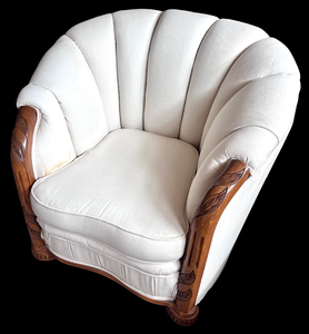 lot 114 image: Art Deco Chanel Back Chair with Carved Wood Details