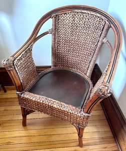 lot 107 image: Vintage Pier 1 Rattan Arm Chair